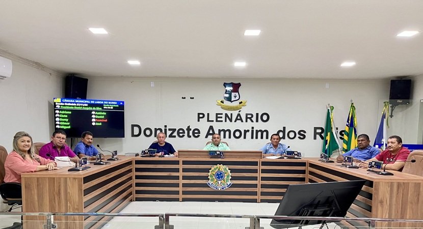 Câmara Municipal de Lagoa do Barro do Piauí realiza mais uma sessão ordinária.